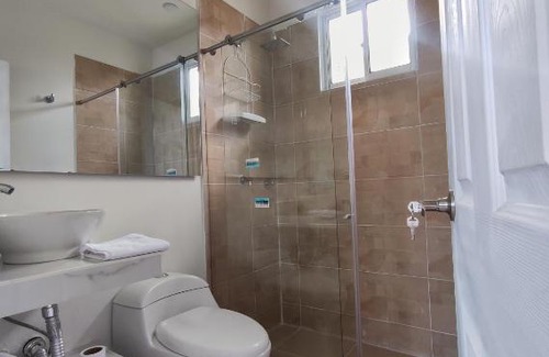 Gigante House | Cabañas Compostela Gigante