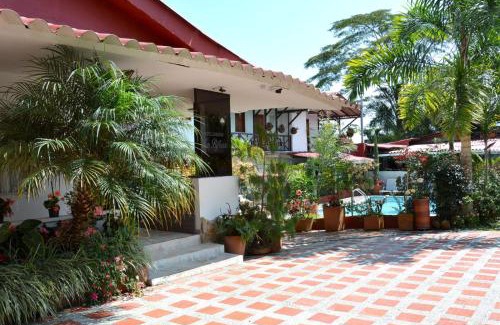 La Estrella Hotel | Cabañas Las Bifloras