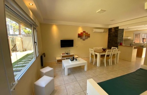 Monte Hermoso Cabin | Cabañas Sendero de Pinos - Alquileres RV