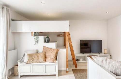 D'Huison-Longueville Apartment | CABANA 4 pers Wifi Boîte à clé Netflix