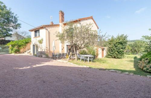 Jalogny House | Cabana & Maison sur les hauteurs - Proche Cluny