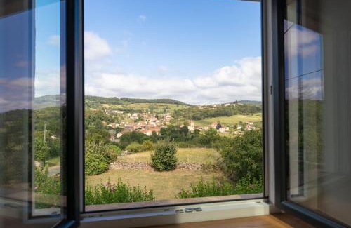 Jalogny House | Cabana & Maison sur les hauteurs - Proche Cluny