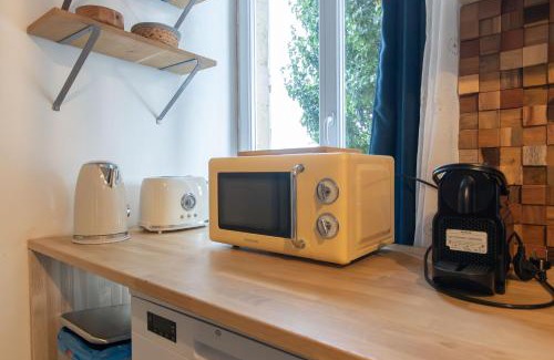 Charnay-les-Macon Apartment | Cabana & On dirait le Sud