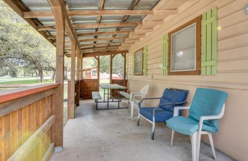 Concan House | Cabana Sol Cabin 4 Mi to Garner State Park