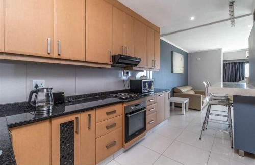 Kingsburgh Apartment | Cabanas Del Mar 32
