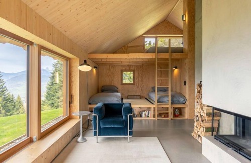 Les Posses-sur-Bex House | Cabane Béllerine by Interhome