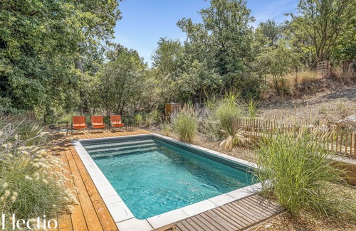 La Roque-d'Antheron House | Cabane d’Ismou | Pool & Wood Design