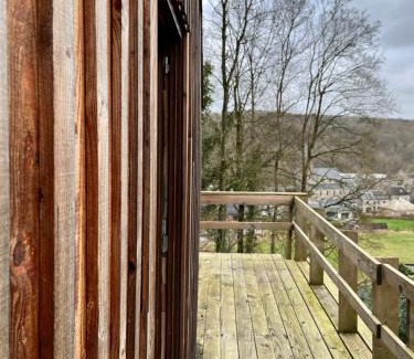 Spontin House | Cabane du Voyageur