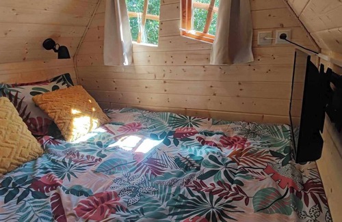 Laives Cabin | Cabane Féerique