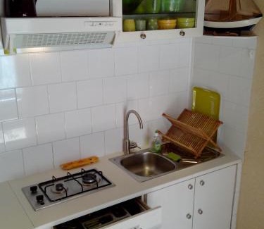 8th Arrondissement House | Cabanon du Pêcheur, Parc National des Calanques