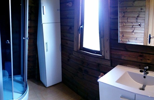 Cabarceno Cabin | Cabarceno Cabins - Las Zebras Cabin