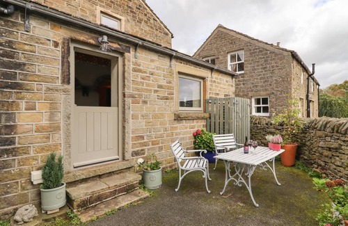 Holmfirth Cottage | Cabin ∙ 1 bedroom ∙ 2 guests