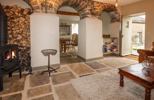 Holmfirth Cottage | Cabin ∙ 1 bedroom ∙ 2 guests