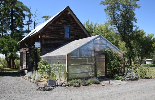 Harvard RV Rental | Cabin 1 | Rural Oasis on Pond with Panoramic Views
