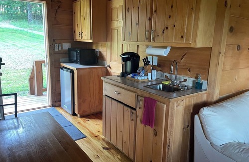 Purlear Cabin | Cabin #1 The Sky Retreat - Off the Blue Ridge Parkway