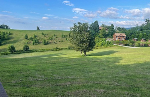 Purlear Cabin | Cabin #1 The Sky Retreat - Off the Blue Ridge Parkway