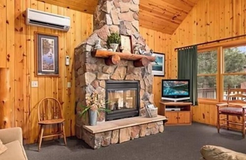 Pine River Apartment | Cabin 12 in Pine River