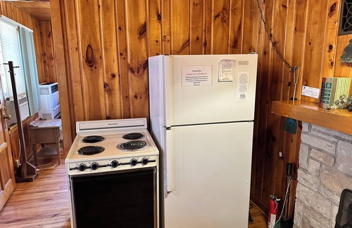 Eagle River Cabin | Cabin 14A by Eagle Waters Resort