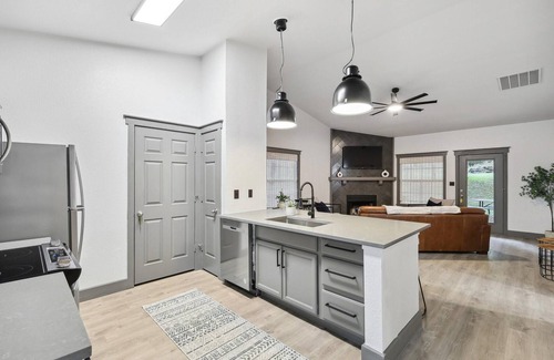 Graford Cabin | Cabin #15-Lake Escape