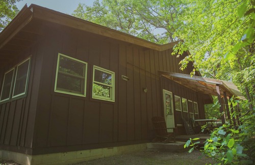Columbia Cabin | Cabin, 16 Bunks, Kitchen, Bathroom