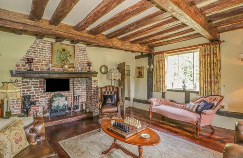 Weybread Cottage | Cabin ∙ 2 bedrooms ∙ 4 guests