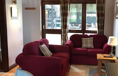 Littleport Cottage | Cabin ∙ 2 bedrooms ∙ 4 guests