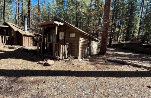 Christopher Creek Cabin | Cabin #2 - Studio with fireplace