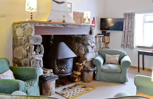 Invergarry Cottage | Cabin ∙ 3 bedrooms ∙ 6 guests