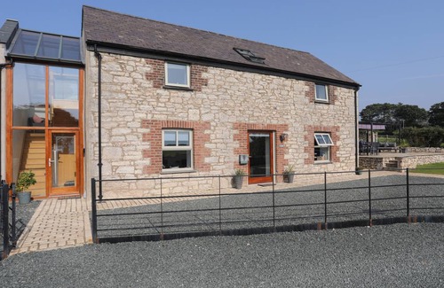 Beaumaris Cottage | Cabin ∙ 4 bedrooms ∙ 8 guests