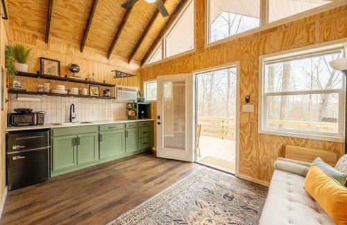 Parsons Cabin | Cabin at Cub Creek Su