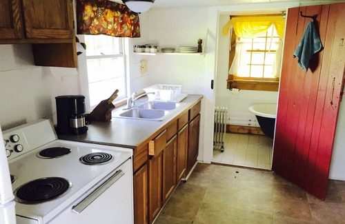 Stanardsville Cabin | Cabin at Mulberry Spring Farm