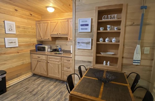 Cullman Cabin | Cabin B at Smith Lake Alabama Cabins