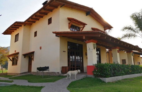 Mascota House | Cabin for 8 people - Firepit, BBQ area & Nature at Rancho La Esmeralda