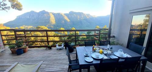 Cape Town Apartment | Cabin in da Woods