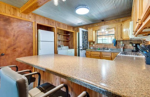 Calico Rock Cabin | Cabin in Jordan, AR n2 bed 1 bath Cabin