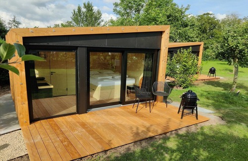 Scherpenzeel House | Cabin in Nature near Scenic Trails