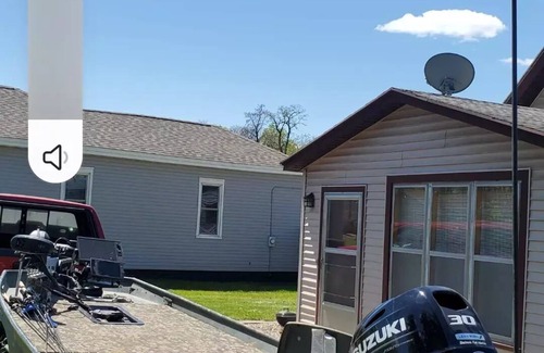 La Crosse House | Cabin in the city