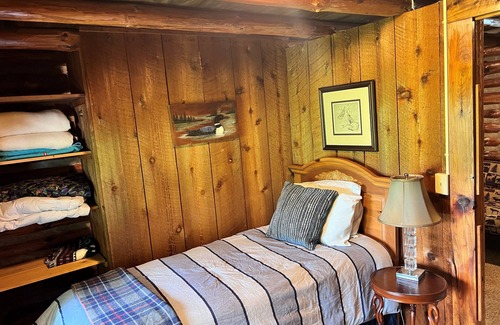 Green Lake Cabin | Cabin In the Woods