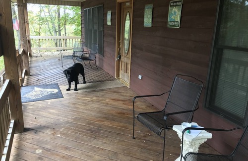 Byrdstown Cabin | Cabin on Dale Hollow Lake - Hike to lake