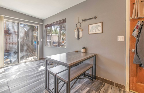 Woodlands Cabin | Cabin on Sixth - Warm and Modern