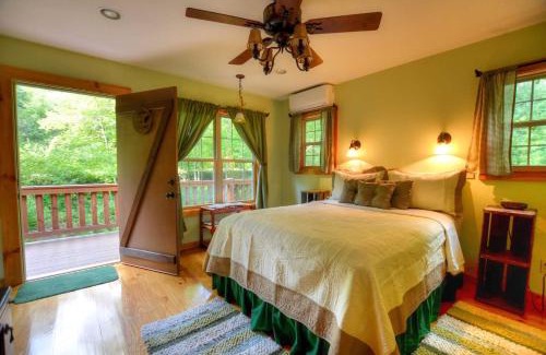 Sylva House | Cabin on the Creek 1117