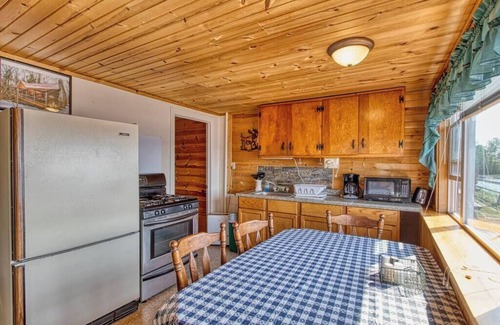 Gordon Cabin | Cabin on the Lake - 4-Beds - Wisconsin Northwoods - Pets Ok