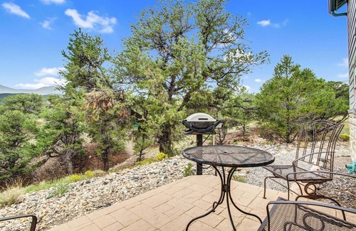 Salida House | Cabin Rentals Salida Colorado: mountain cabin 5 minutes from town