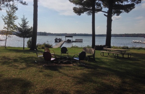 Stone Lake Cabin | Cabin Retreat On Big Sissabagama Lake