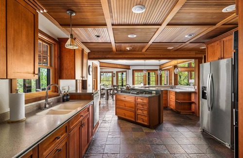 Harbor Springs Cabin | Cabin Slps 18 NEW Patio Hot Tub Arcade Ski Pets ok