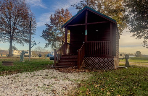 Rising Sun Cabin | Cabin - Small on Pond