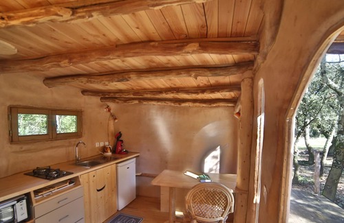Labastide-de-Virac Cottage | Cabin "the fairy of wood" 2 pers with heated swimming pool 8 mn vallon pont d'arc
