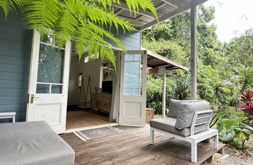 Currumbin Valley Cabin | Cabin the Near the Sea