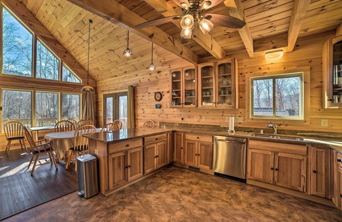 Massanutten Cabin | Cabin w/Mtn View, 4 Mi to Massanutten Resort