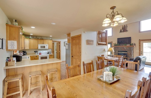 Hill City Cabin | Cabin w/On-Site Trails - 15 Miles to Mt Rushmore!